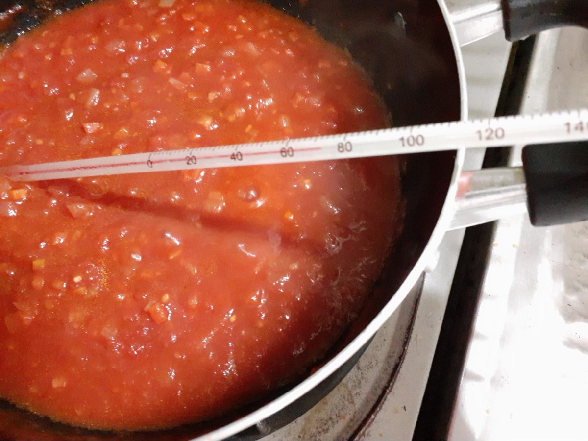 低温加熱のトマトソース